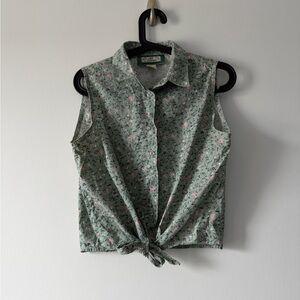 Green Floral Tie-Front Top Lady Footlocker